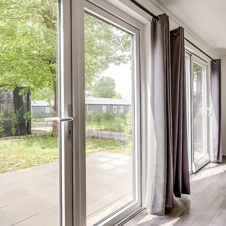 Cube 16 I Stijlvol En Licht 4 Persoons Holiday home